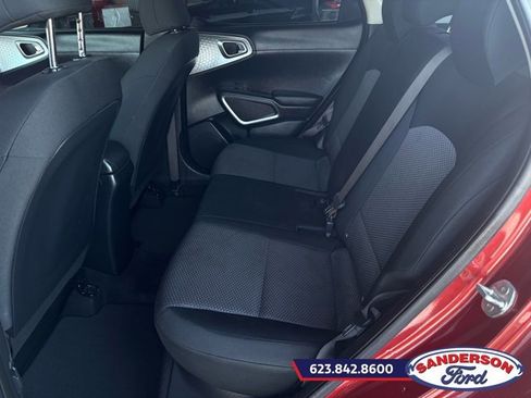 Used 2023 Kia Soul LX FWD image 15