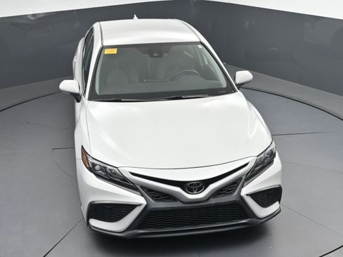 Certified 2024 Toyota Camry SE image 30