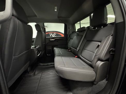 New 2026 GMC Sierra 2500 SLT image 9