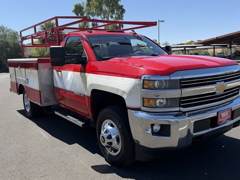 Used 2016 Chevrolet Silverado 3500 LT w/ LT Convenience Package RWD image 17