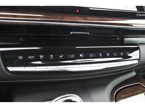 Certified 2024 Cadillac Escalade Sport Platinum w/ LPO, Floor Liner Package image 24