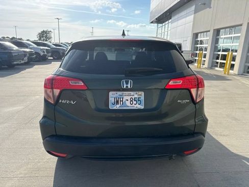 Used 2016 Honda HR-V LX image 6