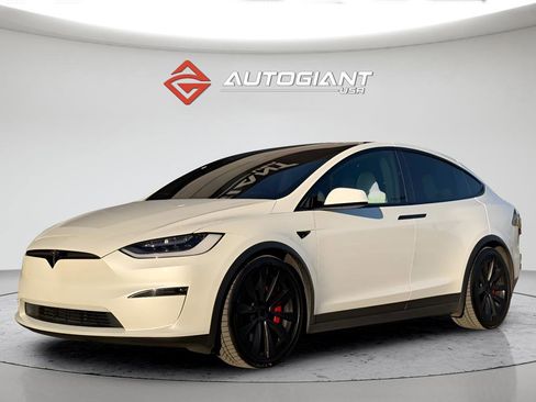 Used 2023 Tesla Model X Plaid image 5