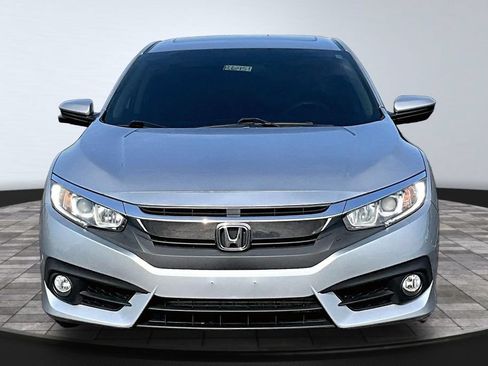 Used 2016 Honda Civic EX-T image 3