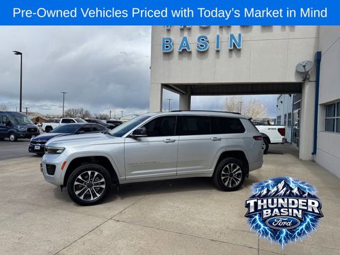 Used 2021 Jeep Grand Cherokee L Overland image 2