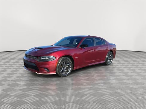 Used 2019 Dodge Charger R/T w/ Blacktop Package image 4