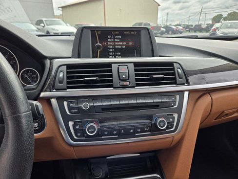 Used 2013 BMW 335i xDrive Sedan w/ Premium Pkg image 9