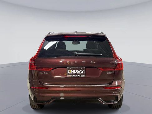 Used 2026 Volvo XC60 B5 Plus w/ Protection Package Premier AWD/4WD image 11