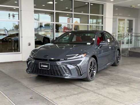 New 2026 Toyota Camry XSE AWD/4WD image 2