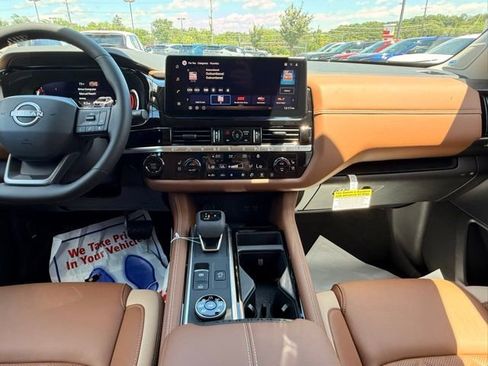 New 2026 Nissan Pathfinder Platinum AWD/4WD image 26