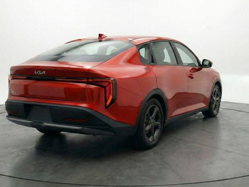 Used 2025 Kia K4 FWD image 9