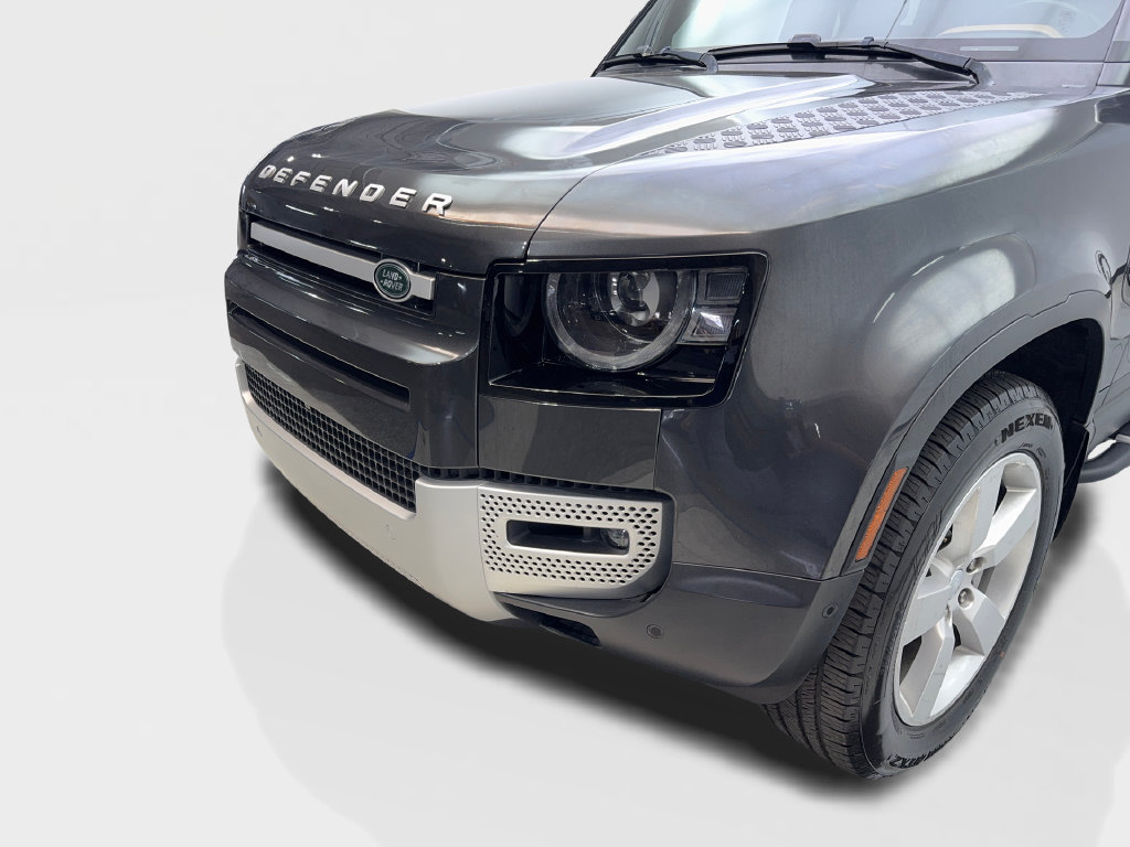 Used 2023 Land Rover Defender 130 First Edition AWD/4WD image 18