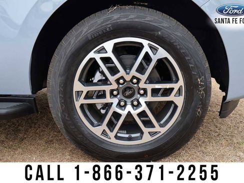 New 2026 Ford Expedition Active image 8