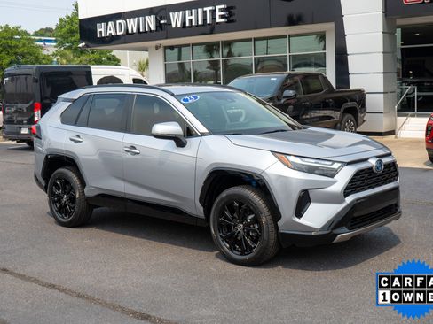 Used 2023 Toyota RAV4 SE w/ Convenience Package AWD/4WD image 1