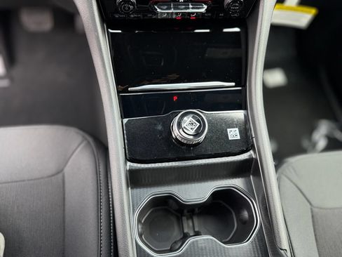 New 2026 Jeep Grand Cherokee Laredo X AWD/4WD image 15