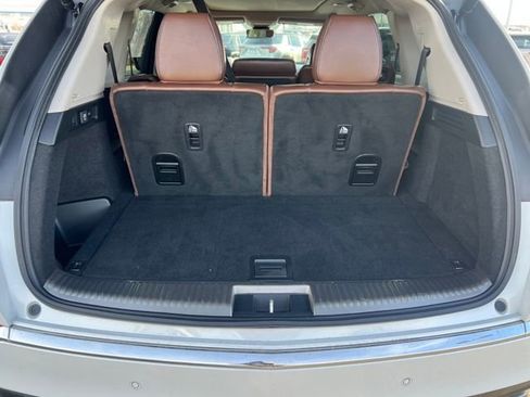 Used 2022 Acura MDX SH-AWD w/ Advance Package image 9