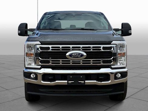 New 2026 Ford F250 XLT w/ FX4 Off-Road Package image 3