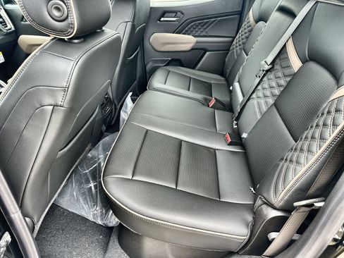 New 2026 GMC Canyon Denali AWD/4WD image 16