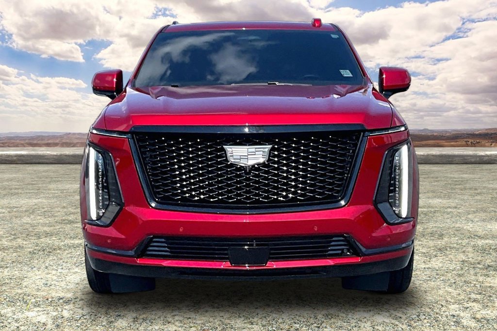 Used 2025 Cadillac Escalade Sport Platinum w/ LPO, ONYX Package AWD/4WD image 2