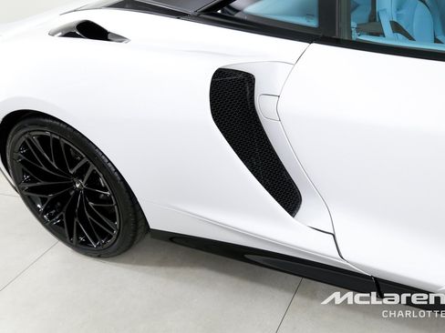 Used 2025 McLaren GTS RWD image 32