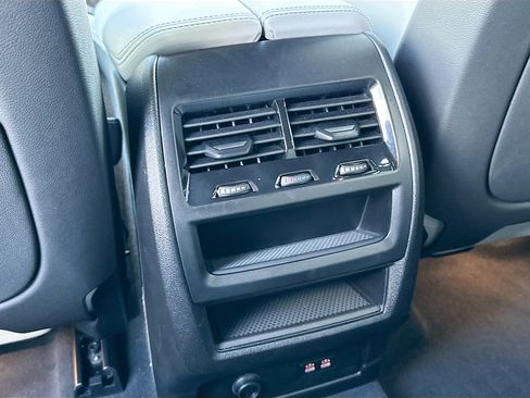 Used 2026 BMW X5 sDrive40i w/ M Sport Package RWD image 26