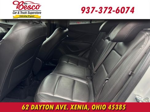 Used 2018 Buick Encore Essence FWD image 8