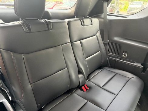 New 2025 Ford Explorer ST-Line w/ Premium Package image 6