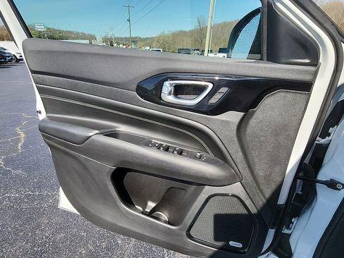 Used 2024 Jeep Compass Limited w/ High Altitude Package image 24