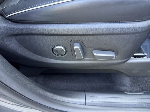 Used 2025 Hyundai Palisade SEL FWD image 17