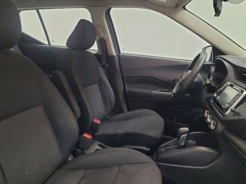 Used 2023 Nissan Kicks S FWD image 21
