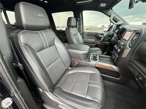Certified 2023 Chevrolet Silverado 2500 High Country w/ Z71 Off-Road Package image 30