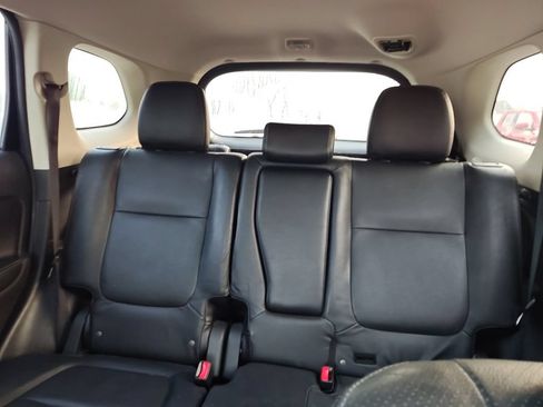 Used 2018 Mitsubishi Outlander SEL AWD/4WD image 12