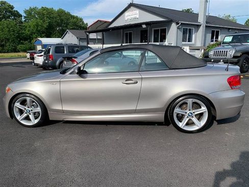 Used 2009 BMW 135i Convertible image 6