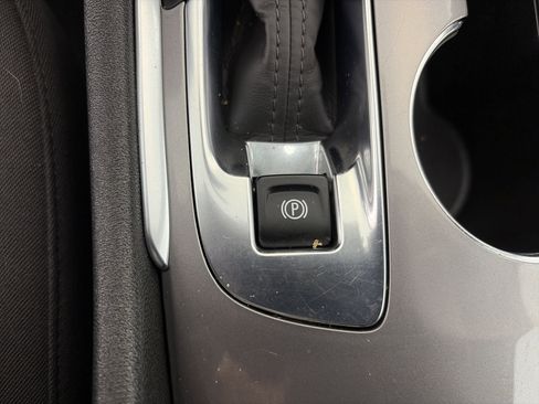 Used 2024 Chevrolet Malibu LT w/ Sport Edition FWD image 22