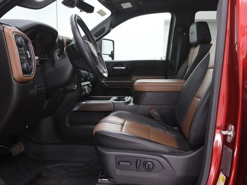 Used 2023 Chevrolet Silverado 3500 High Country image 8