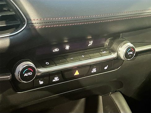 Used 2023 MAZDA MAZDA3 s image 15