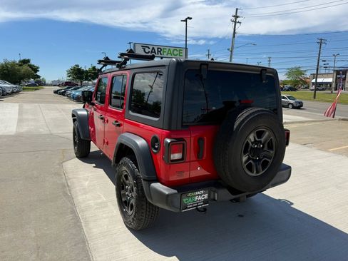 Used 2019 Jeep Wrangler Unlimited Sport AWD/4WD image 8