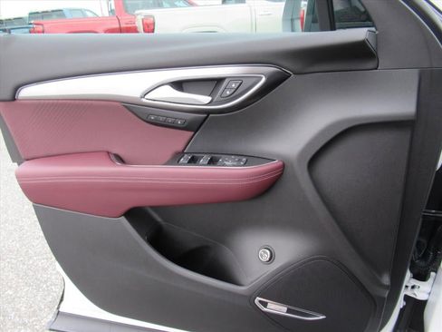 New 2026 Buick Envision Sport Touring image 18