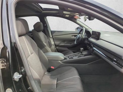 Used 2024 Honda Accord Sport image 23