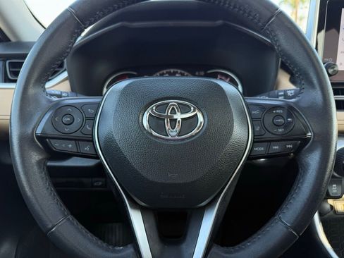 Used 2024 Toyota RAV4 XLE Premium image 24