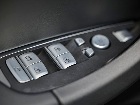 Used 2023 BMW X3 sDrive30i w/ Convenience Package image 16