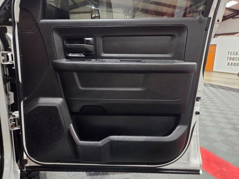 Used 2016 RAM 3500 Tradesman w/ Chrome Appearance Group image 39