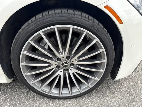 Used 2022 Mercedes-Benz S 500 4MATIC w/ AMG Line Package image 35
