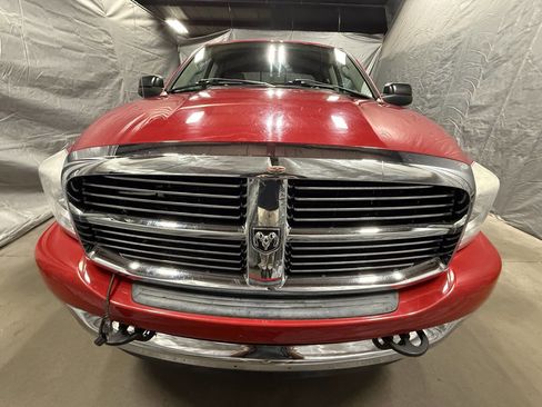Used 2009 Dodge Ram 2500 Truck SLT w/ Popular Equipment Group AWD/4WD image 2