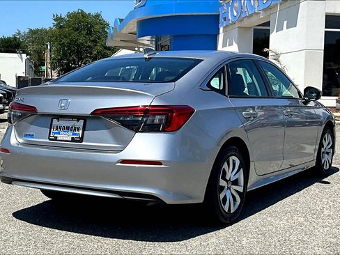 Used 2023 Honda Civic LX image 2