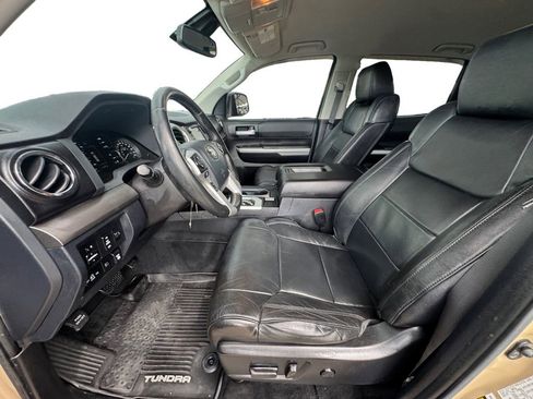 Used 2020 Toyota Tundra SR5 w/ SR5 Leather Package image 10