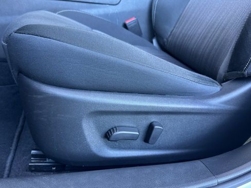 Used 2025 Nissan Altima 2.5 SV FWD image 15