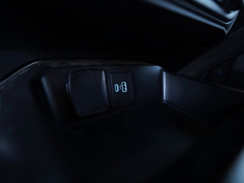 Used 2022 Ford Bronco Wildtrak image 48