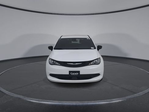 New 2027 Chrysler Pacifica LX FWD image 5