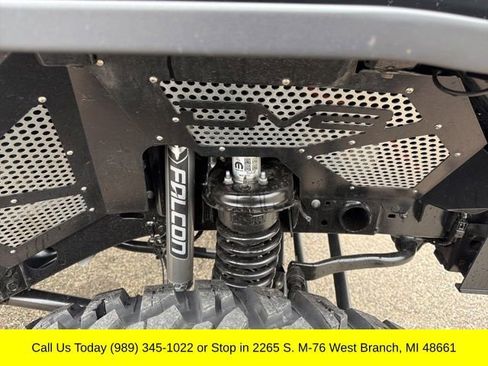 Used 2023 Jeep Gladiator Mojave w/ Cold Weather Group AWD/4WD image 9